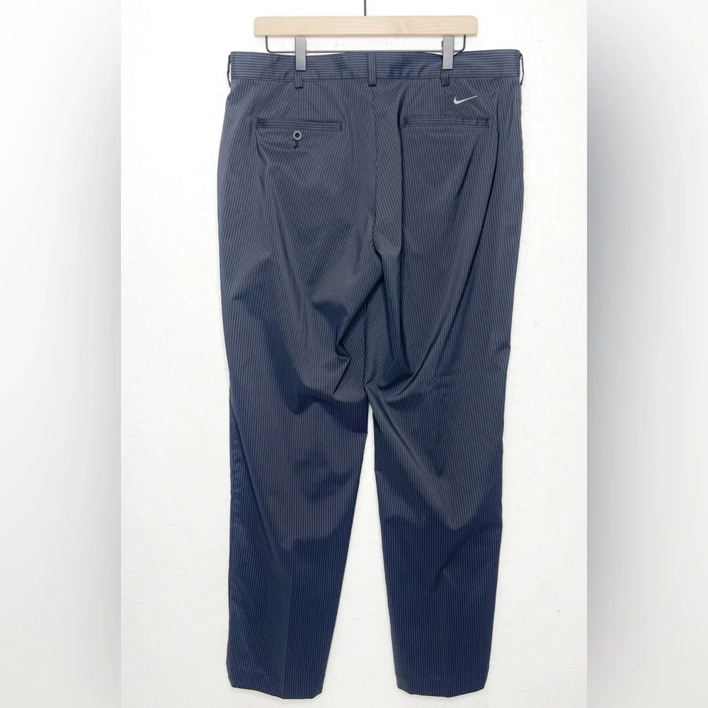 Nike Men’s Dri-Fit Golf Pants Black Pinstripe Size 36x32 Golf Performance Pants